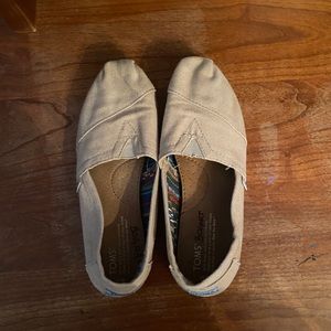 Tan/Beige Toms Slip ons